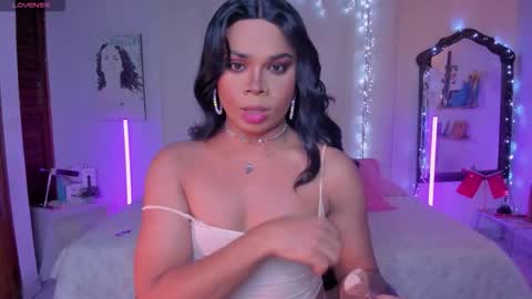 Romi Rouse online show from 01/07/26, 02:14