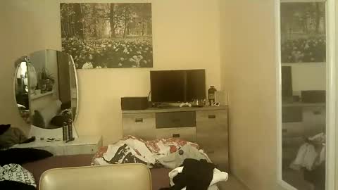 romulus7777 online show from 12/18/24, 06:35