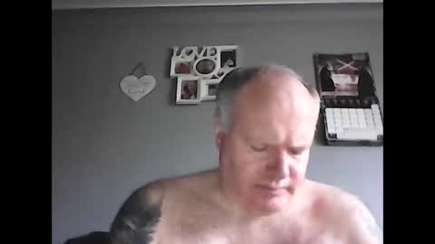 Horny Guy online show from 03/12/26, 10:43