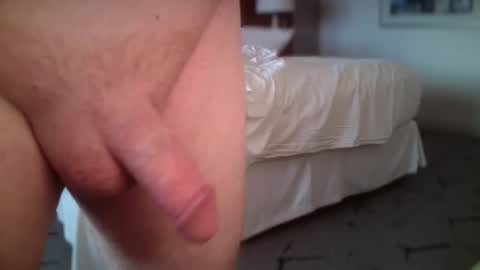 Snapshot of ronin098 chatting on 05/28/26, 01:52 ronin098 online show from 05/28/26, 01:52