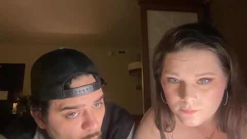 Snapshot of ronnyvzla2 chatting on 12/15/24, 02:37 Ronny Smokey online show from 12/15/24, 02:37