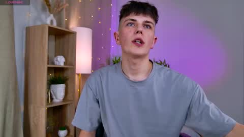 Snapshot of rony_winston chatting on 02/03/26, 08:03 Rony online show from 02/03/26, 08:03