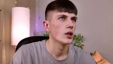 Snapshot of rony_winston chatting on 02/14/26, 07:21 Rony online show from 02/14/26, 07:21