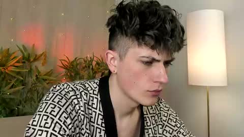 Rony online show from 04/22/26, 08:10