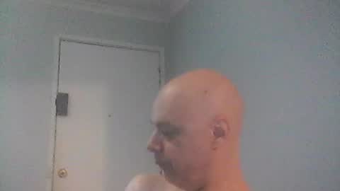Snapshot of rooboy55 chatting on 06/13/26, 03:15 rooboy55 online show from 06/13/26, 03:15