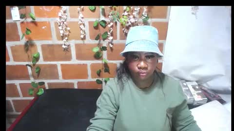 roos_veyker online show from 10/12/25, 04:39