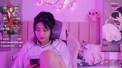 Snapshot of roose_eva chatting on 07/28/26, 08:52 roose eva online show from 07/28/26, 08:52
