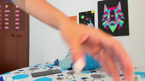    online show from 12/03/24, 12:13