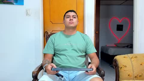    online show from 09/22/25, 12:34