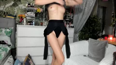 Aurora online show from 02/22/25, 10:42