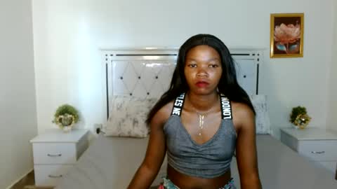Snapshot of rorennah chatting on 06/20/26, 06:27 Rorenah online show from 06/20/26, 06:27