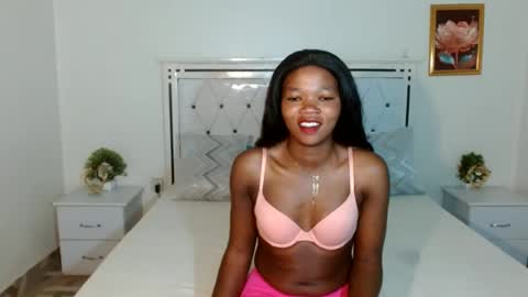 Snapshot of rorennah chatting on 06/27/26, 05:29 Rorenah online show from 06/27/26, 05:29