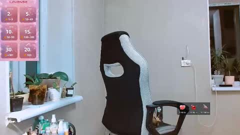 Snapshot of rosa843850 chatting on 11/16/25, 03:06 rosa843850 online show from 11/16/25, 03:06