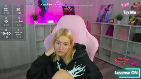 Snapshot of rosa_vaughn chatting on 07/21/26, 01:08 Viola online show from 07/21/26, 01:08