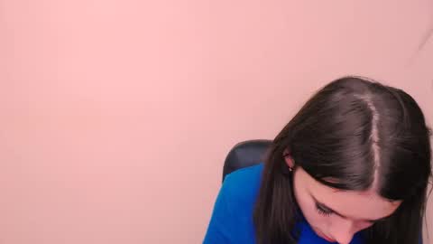 Rose online show from 10/23/25, 07:18