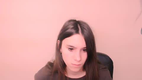 Rose online show from 11/14/25, 08:02