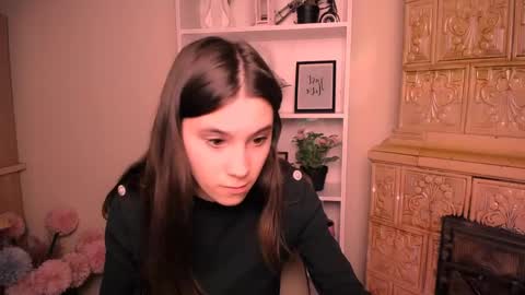 Rose online show from 04/24/26, 06:49