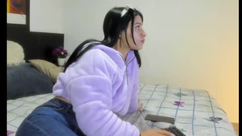 rosalia_santos online show from 04/06/26, 03:48
