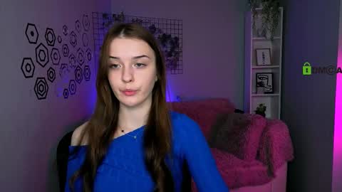 rosalie_liu online show from 11/24/25, 10:26