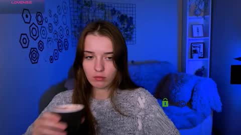 rosalie_liu online show from 11/26/25, 02:07