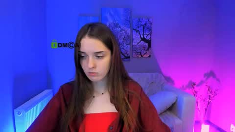 rosalie_liu online show from 11/28/25, 08:44