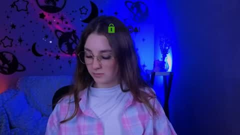 Black Swan online show from 04/21/26, 07:17