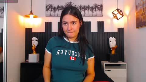 R O S A L I A online show from 04/16/26, 09:39