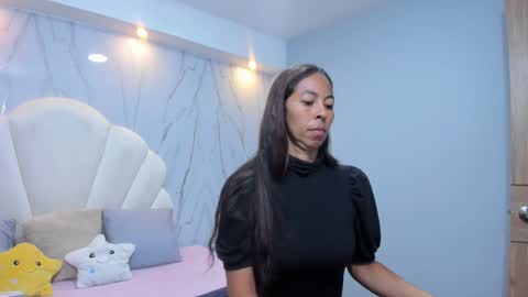 Rosalinda online show from 12/27/24, 01:07