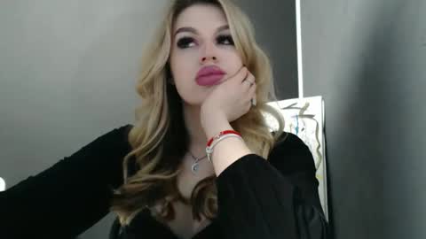 Rosalina online show from 04/20/26, 11:35