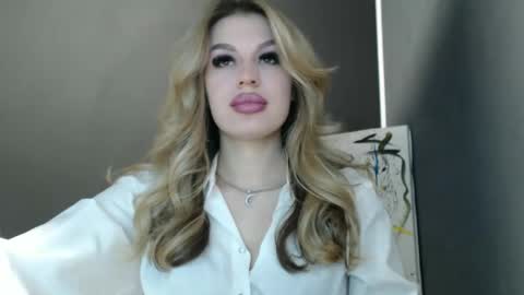 Rosalina online show from 04/23/26, 12:04