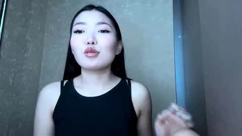 Snapshot of rosalynhandy chatting on 02/22/26, 10:36 Kira online show from 02/22/26, 10:36