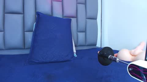 rosana_gomez online show from 11/15/25, 03:15