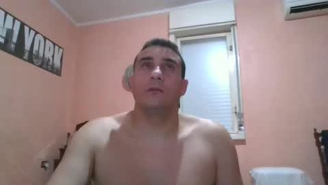 Snapshot of rosario1212 chatting on 01/04/25, 11:48 Rosario online show from 01/04/25, 11:48