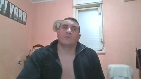 Snapshot of rosario1212 chatting on 01/15/25, 12:30 Rosario online show from 01/15/25, 12:30