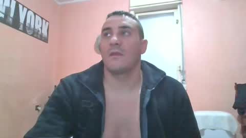 Snapshot of rosario1212 chatting on 02/02/25, 05:21 Rosario online show from 02/02/25, 05:21