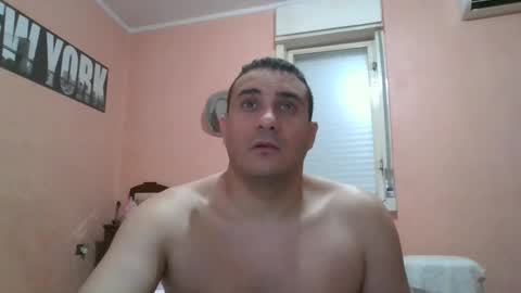 Snapshot of rosario1212 chatting on 02/09/25, 12:28 Rosario online show from 02/09/25, 12:28