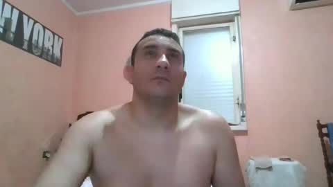 Snapshot of rosario1212 chatting on 03/04/25, 05:11 Rosario online show from 03/04/25, 05:11