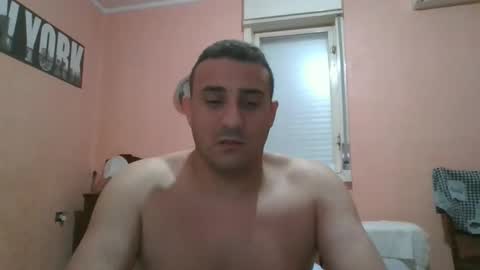 Snapshot of rosario1212 chatting on 10/03/25, 11:02 Rosario online show from 10/03/25, 11:02