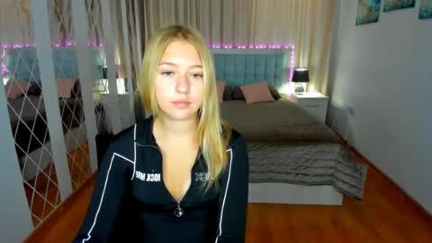 RosaRising online show from 07/09/26, 04:49