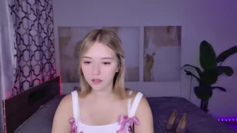 RosaRising online show from 07/12/26, 04:25