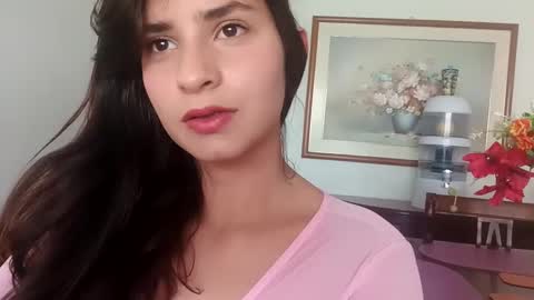 Snapshot of rosasvioletas chatting on 10/09/25, 06:06 rosasvioletas online show from 10/09/25, 06:06