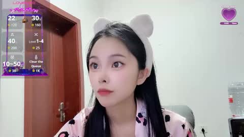 rose online show from 09/22/25, 12:34