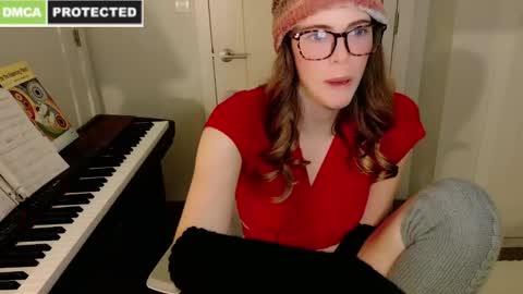 rose77782 online show from 01/05/25, 10:19