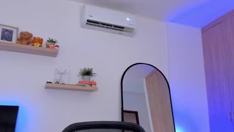 Rose Saenz online show from 02/24/25, 05:09