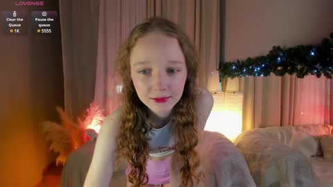 Snapshot of rose_charming_ chatting on 01/01/25, 09:52 Rose online show from 01/01/25, 09:52
