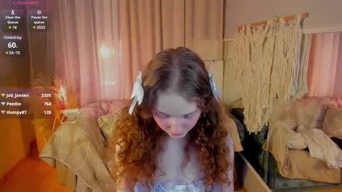 Snapshot of rose_charming_ chatting on 03/06/25, 12:54 Rose online show from 03/06/25, 12:54