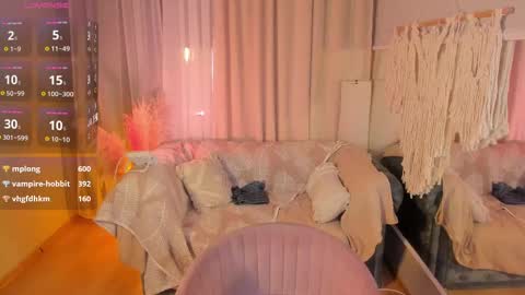 Snapshot of rose_charming_ chatting on 03/07/25, 01:09 Rose online show from 03/07/25, 01:09
