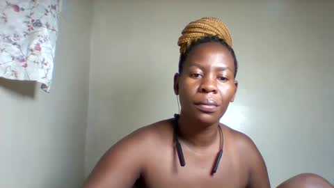 Snapshot of rose_coco chatting on 09/22/25, 11:29 rose_coco online show from 09/22/25, 11:29