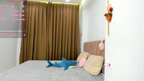 rose_hitakayama online show from 01/15/26, 01:37