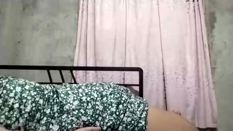 rose_marie2025 online show from 10/31/25, 07:26